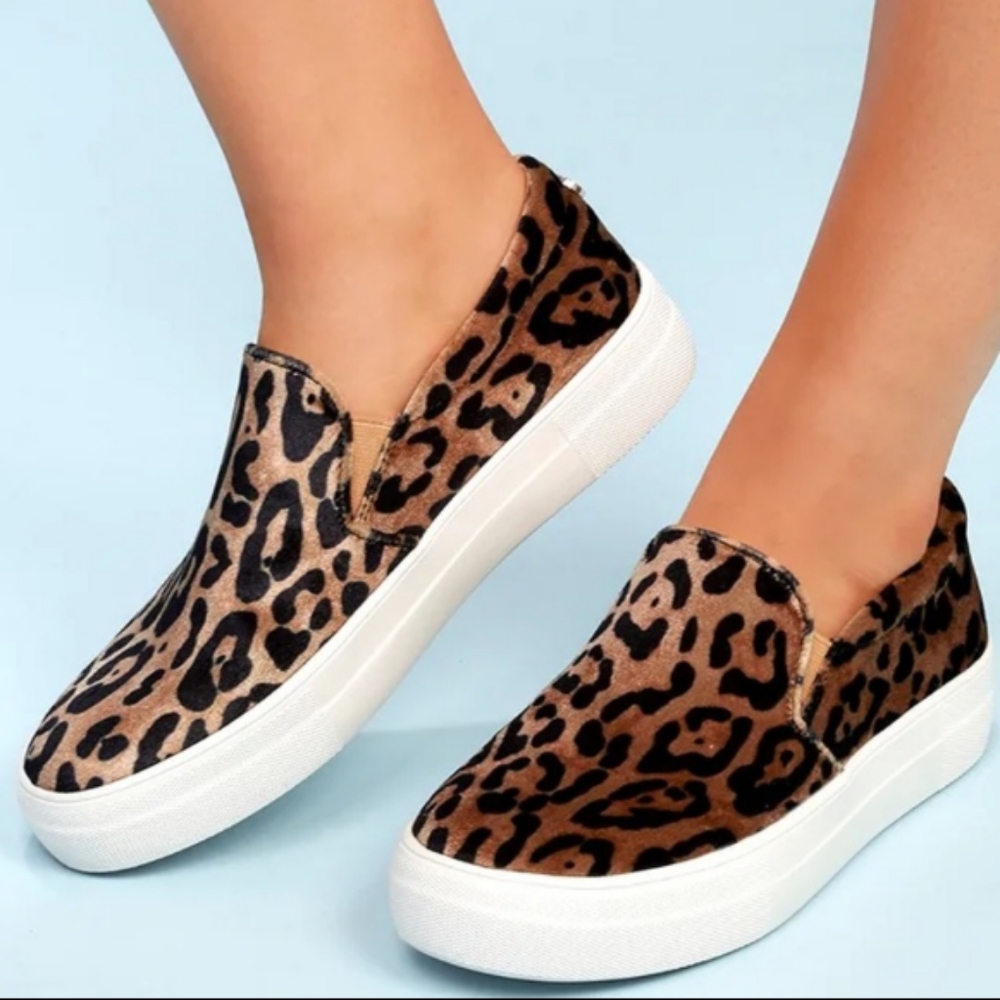 Steve Madden Women's Gills Slip On Leopard Print Platform Sneaker Size 9.5M